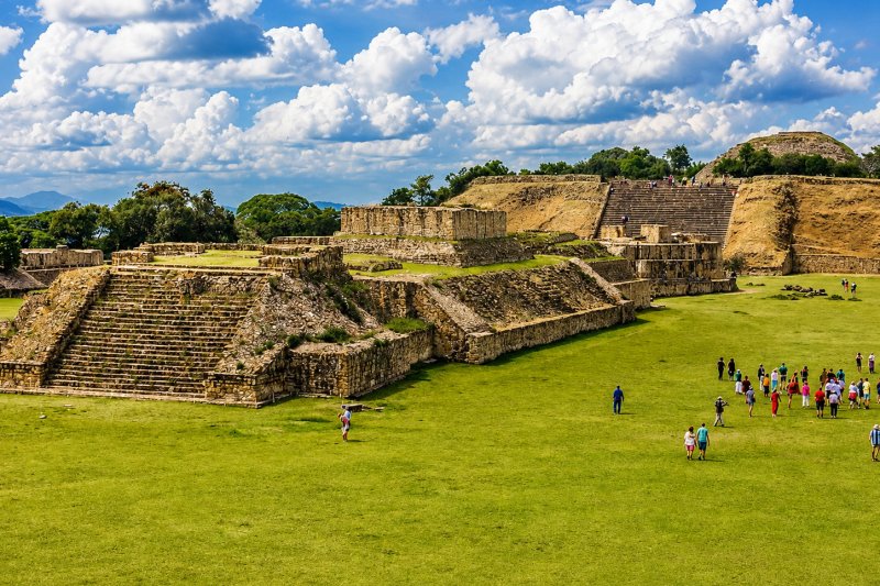 Oaxaca: Monte Albán por la mañana